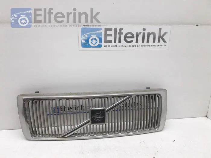 Grille Volvo 9-Serie