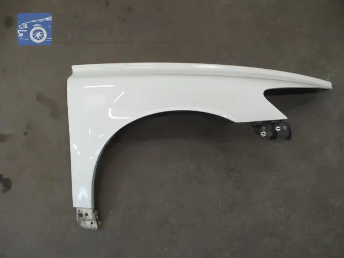 Front wing, right Volvo V50